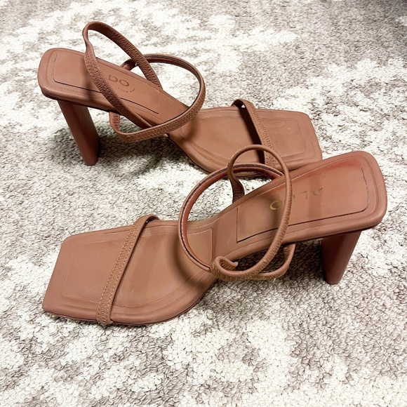 Aldo Okurr Block Heel Sandal Bone Taupe Color Size 8.5 - Picture 3 of 6